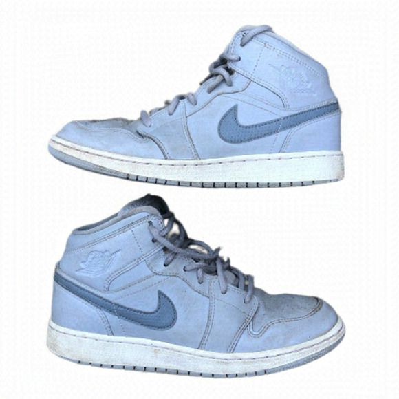RARE Nike Air Jordan 1 Retro Mid Wolf Grey Coll Grey Size 5.5 - Picture 1 of 16